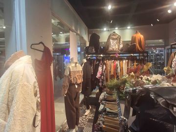 Local comercial en arriendo  en LAS CONDES
