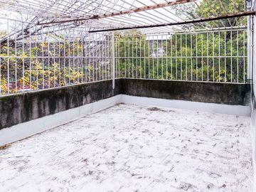 CASA EN VENTA TRES DORMITORIOS COCHERA Bª PARQUE