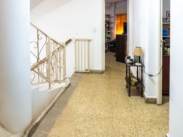 CASA EN VENTA TRES DORMITORIOS COCHERA Bª PARQUE