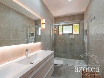 Casa en venta  en LAS CONDES