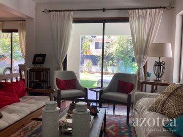 Casa en venta  en LAS CONDES