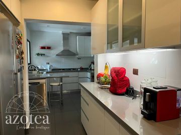 Casa en venta  en LAS CONDES