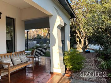 Casa en venta  en LAS CONDES