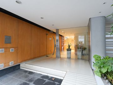 VENTA DTO 3 AMB. PALERMO - IMPECABLE ESTADO -