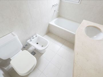 VENTA DTO 3 AMB. PALERMO - IMPECABLE ESTADO -