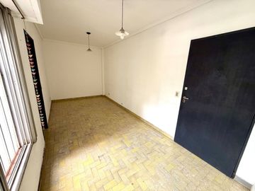 Departamento 2 ambientes COCHERA Quilmes VENTA