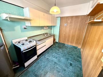 Departamento 2 ambientes COCHERA Quilmes VENTA