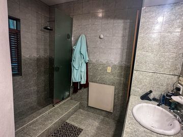 CASA 3 DORM. PILETA 2 COCHERAS EN CANDIOTI NORTE