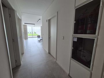 VENTA DEPARTAMENTO 2 AMBIENTES COLEGIALES COCHERA