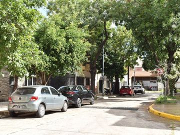 Venta Casa 5amb Cochera Terraza Flores