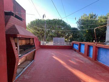 Venta Casa 5amb Cochera Terraza Flores