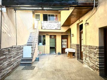 Venta Casa 5amb Cochera Terraza Flores