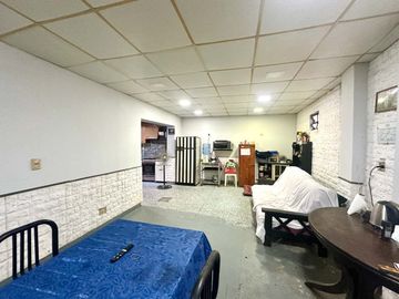Venta Casa 5amb Cochera Terraza Flores