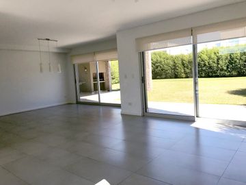 ALQUILER CASA FINCAS DE IRAOLA DOS 5 AMBIENTES