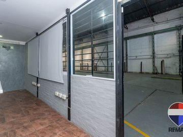 Galpón Industrial/Comercial/Depósito en alquiler