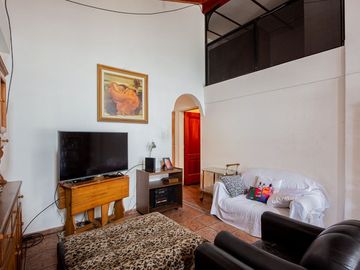 PH en VENTA, FLORES, cocheras y terraza S/expensas