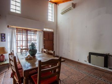 PH en VENTA, FLORES, cocheras y terraza S/expensas