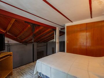 PH en VENTA, FLORES, cocheras y terraza S/expensas