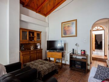 PH en VENTA, FLORES, cocheras y terraza S/expensas