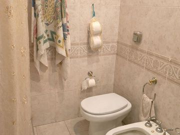 CASA DE 4 AMBIENTES EN VENTA – Florida Oeste