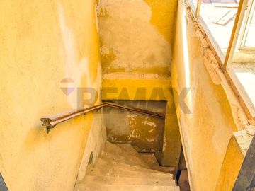 VENTA PH A REFACCIONAR 4 amb PATIO Y TERRAZA BOEDO