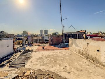 VENTA PH A REFACCIONAR 4 amb PATIO Y TERRAZA BOEDO