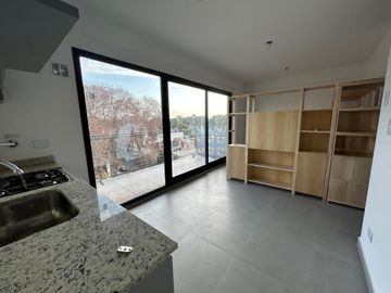 ALQUILER DEPTO. MONOAMBIENTE BALCON CHACARITA