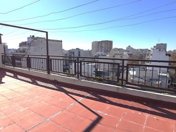 Venta 4 ambientes.Balcón/baulera. Villa del Parque