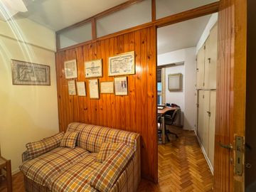 Consultorio - Estudio - en PB Apto Profesional