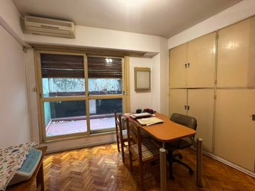Consultorio - Estudio - en PB Apto Profesional