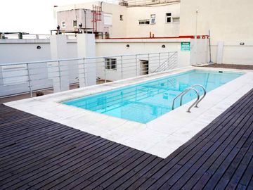 Monoambiente tranquilo en edificio con amenities