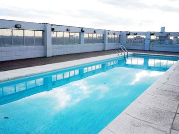 Monoambiente tranquilo en edificio con amenities