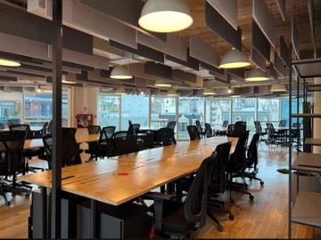 Oficina 500m2 4 coch equipadas en microcentro