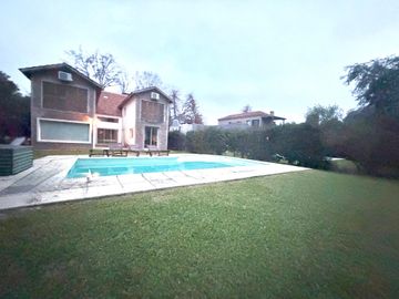 Venta CASA Barrio Praderas de Lujan OPORTUNIDAD!