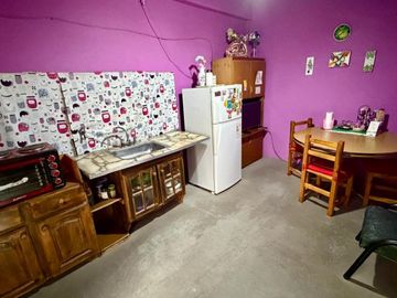 CASA 6 AMB VENTA LOMAS DE ZAMORA PATIO Y PILETA