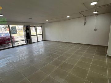 SE ARRIENDA AMPLIO  LOCAL COMERCIAL EN QUILPUÉ