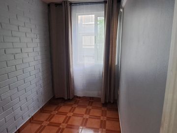 FLEMING 9330, LAS CONDES, DEPARTAMENTO AMPLIO Y BIEN UBICAD