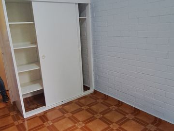 FLEMING 9330, LAS CONDES, DEPARTAMENTO AMPLIO Y BIEN UBICAD