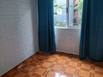 FLEMING 9330, LAS CONDES, DEPARTAMENTO AMPLIO Y BIEN UBICAD