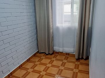 FLEMING 9330, LAS CONDES, DEPARTAMENTO AMPLIO Y BIEN UBICAD