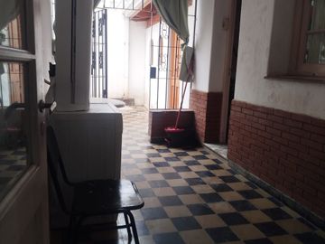 VENTA PH  3 HABITACIONES B° ALBERDI CBA CON RENTA