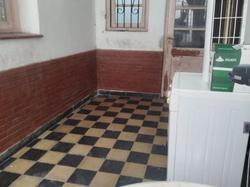 VENTA PH  3 HABITACIONES B° ALBERDI CBA CON RENTA