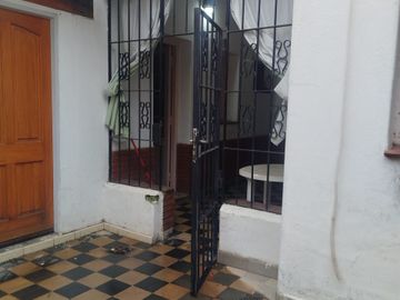 VENTA PH  3 HABITACIONES B° ALBERDI CBA CON RENTA