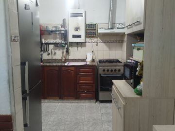 VENTA PH  3 HABITACIONES B° ALBERDI CBA CON RENTA