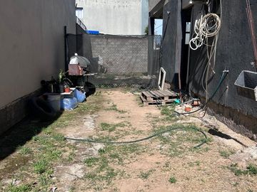 VENTA CASA 2 DORM EN BARRIO SPILIMBERGO NORTE CBA