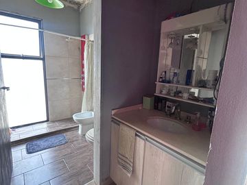 VENTA CASA 2 DORM EN BARRIO SPILIMBERGO NORTE CBA