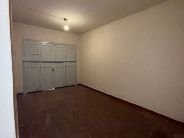 VENTA CASA 2 DORM + DPTO 1 DORM CENTRO AMERICA CBA