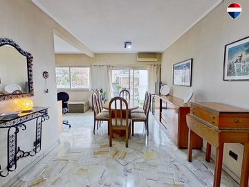 Venta 4 amb luminoso en Flores, con doble balcón