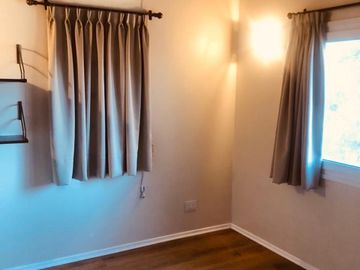 CASA EN VENTA 5 AMBIENTES EN SOLAR DEL BOSQUE