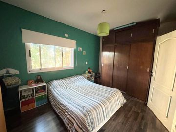 VENTA CASA 4 AMB C/ PILETA EXALTACION DE LA CRUZ